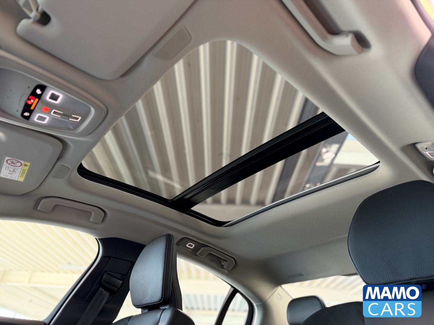 Fahrzeugabbildung Volvo S60 T8 Plus Dark Recharge ACC/BLIS/PANO/H&K