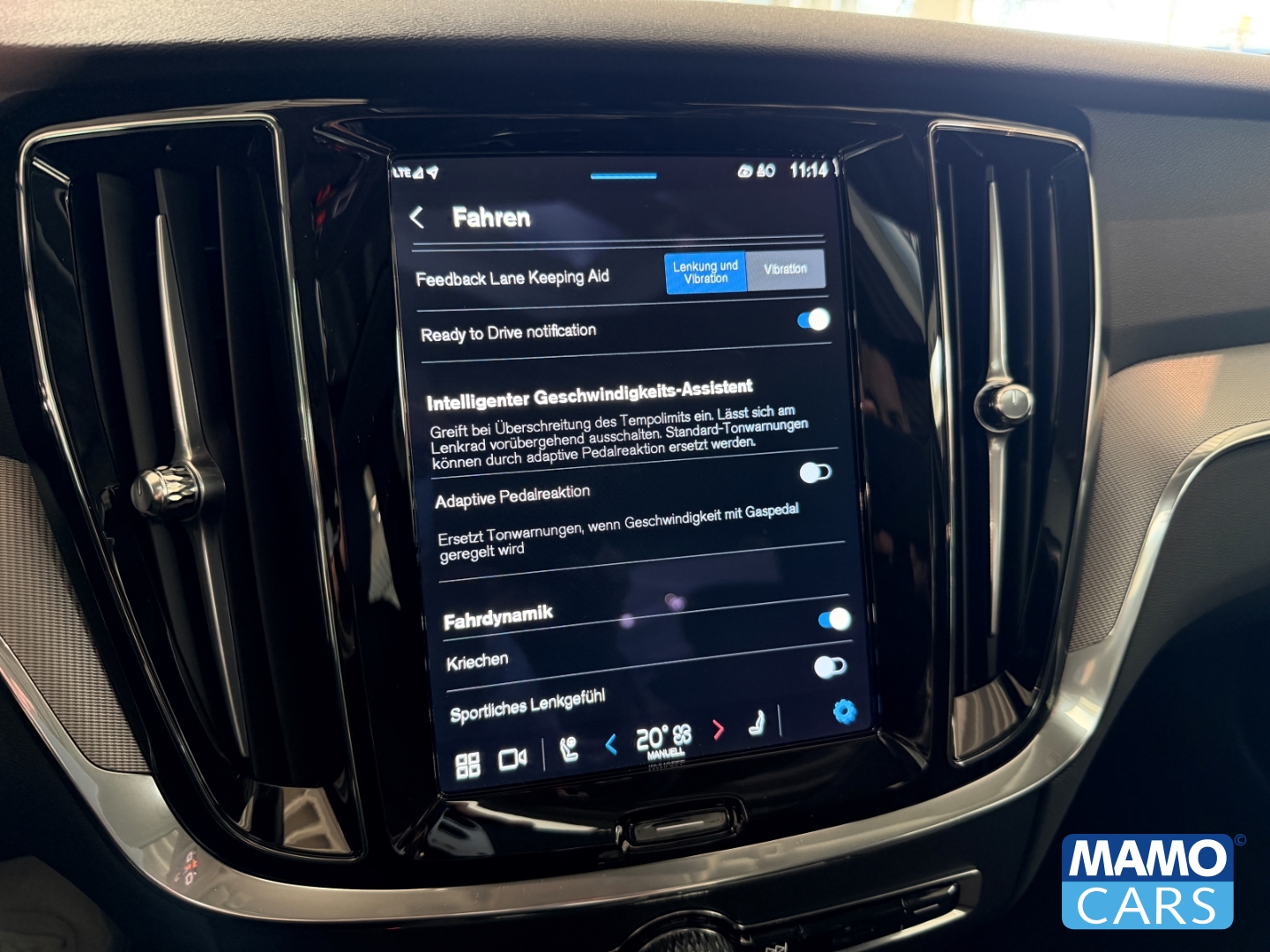 Fahrzeugabbildung Volvo S60 T8 Plus Dark Recharge ACC/BLIS/PANO/H&K