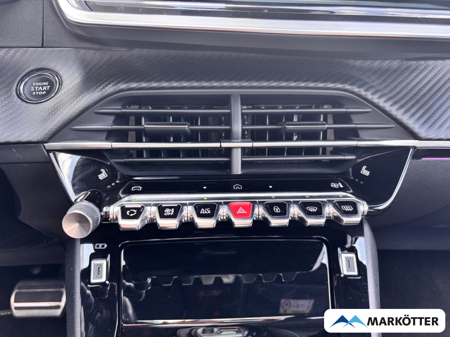 Fahrzeugabbildung Peugeot 208 GT Hybrid CAM/PANO/SHZ/LED/MASSAGE