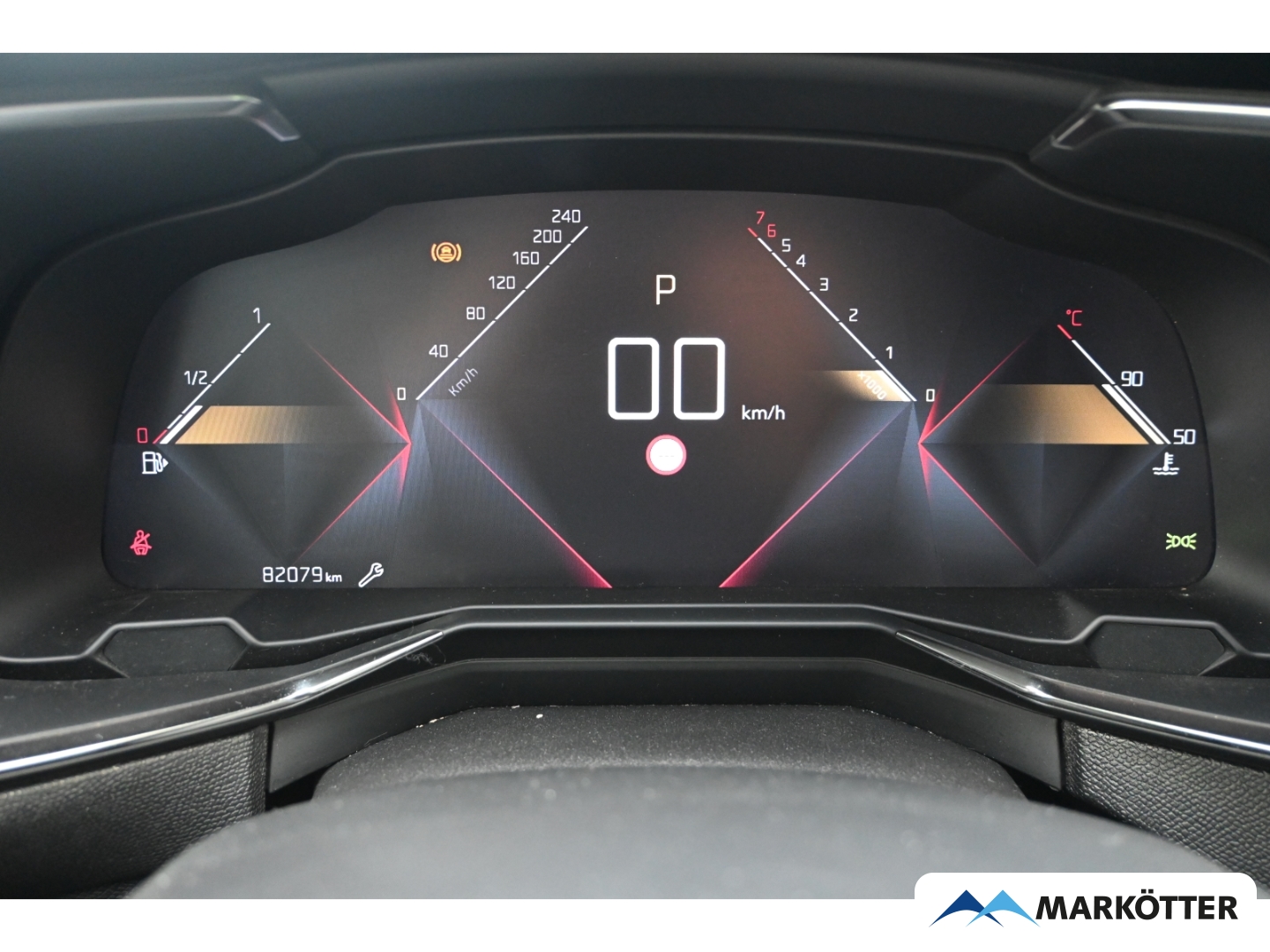 Fahrzeugabbildung DS Automobiles DS7 Crossback Performance Line Kamera/Alcantara