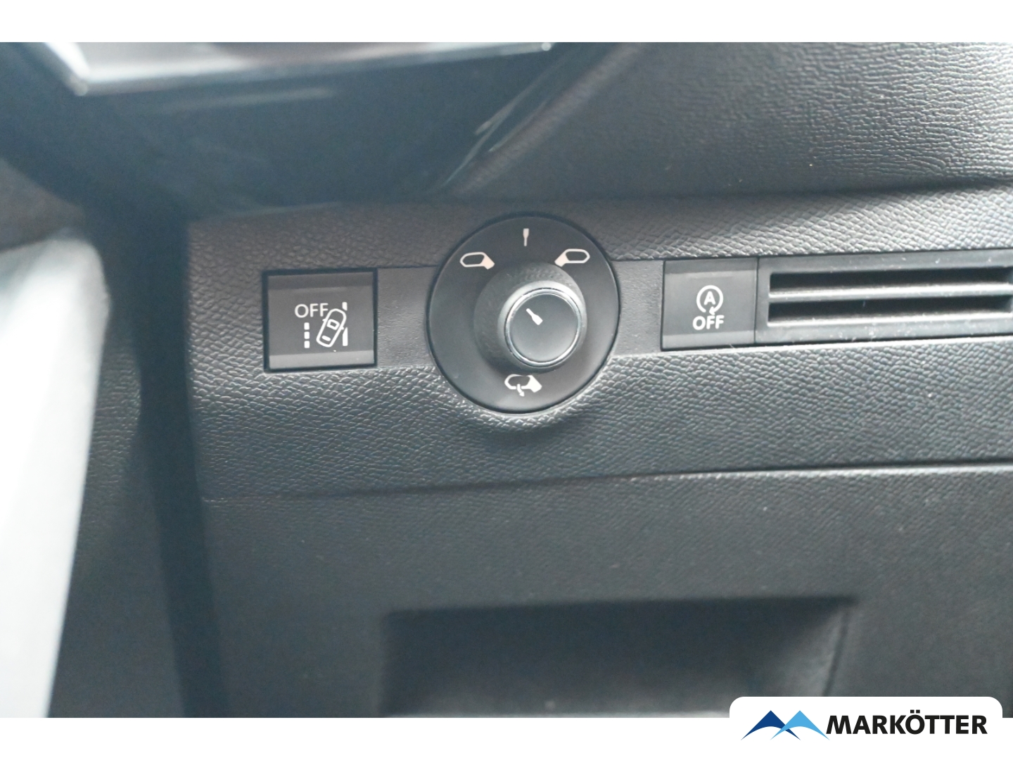 Fahrzeugabbildung DS Automobiles DS7 Crossback Performance Line Kamera/Alcantara