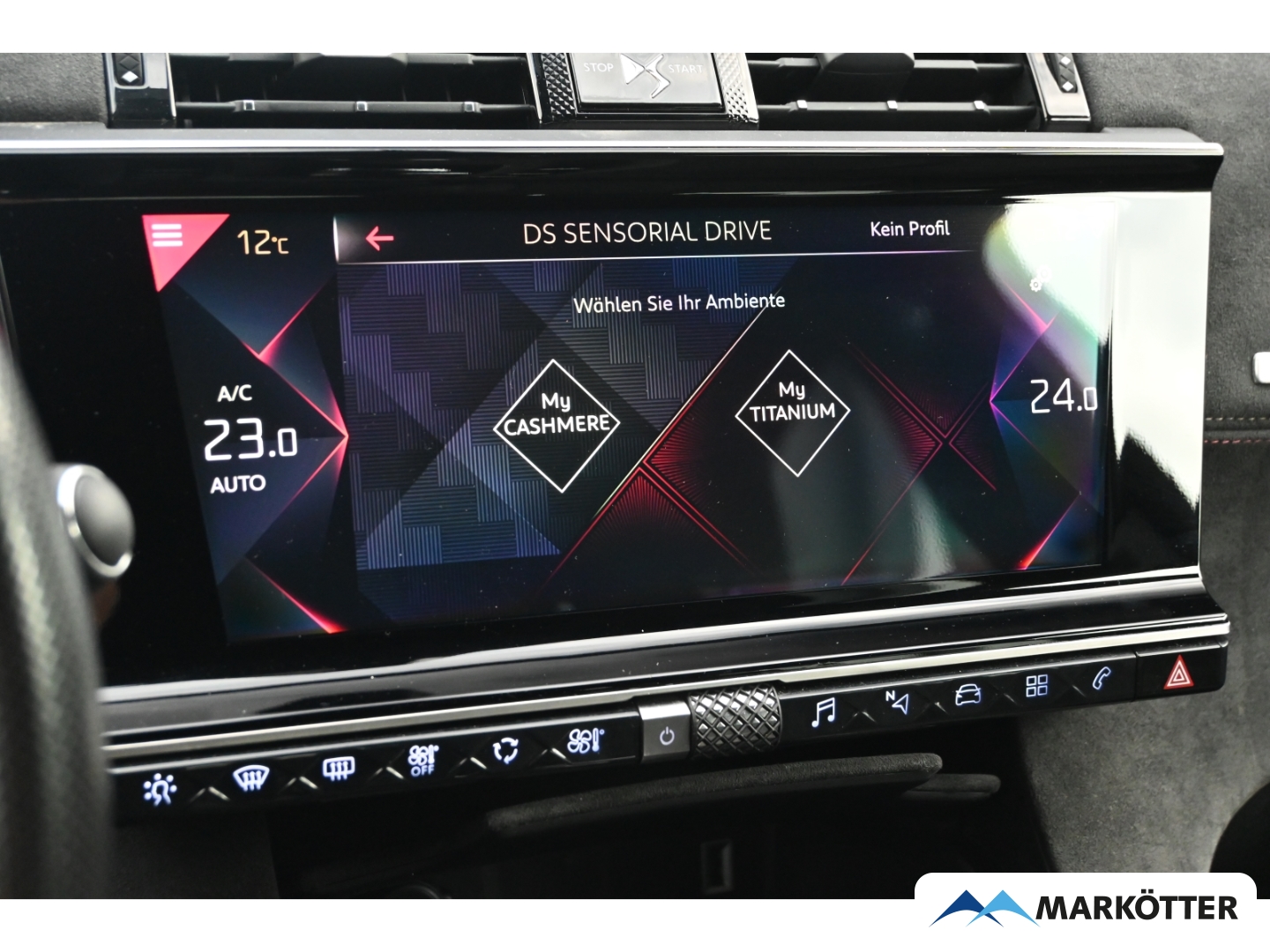 Fahrzeugabbildung DS Automobiles DS7 Crossback Performance Line Kamera/Alcantara