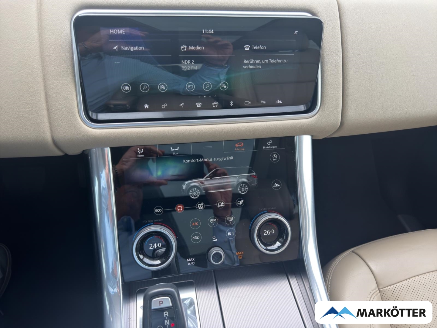Fahrzeugabbildung Land Rover Range Rover Sport D250 SDV6 HSE/S-Dach/Matrix-LED