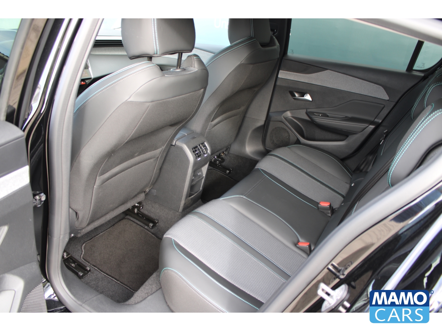 Fahrzeugabbildung Peugeot 308 Allure ACC/BLIS/360°/SHZ/NAVI/ALLWETTER