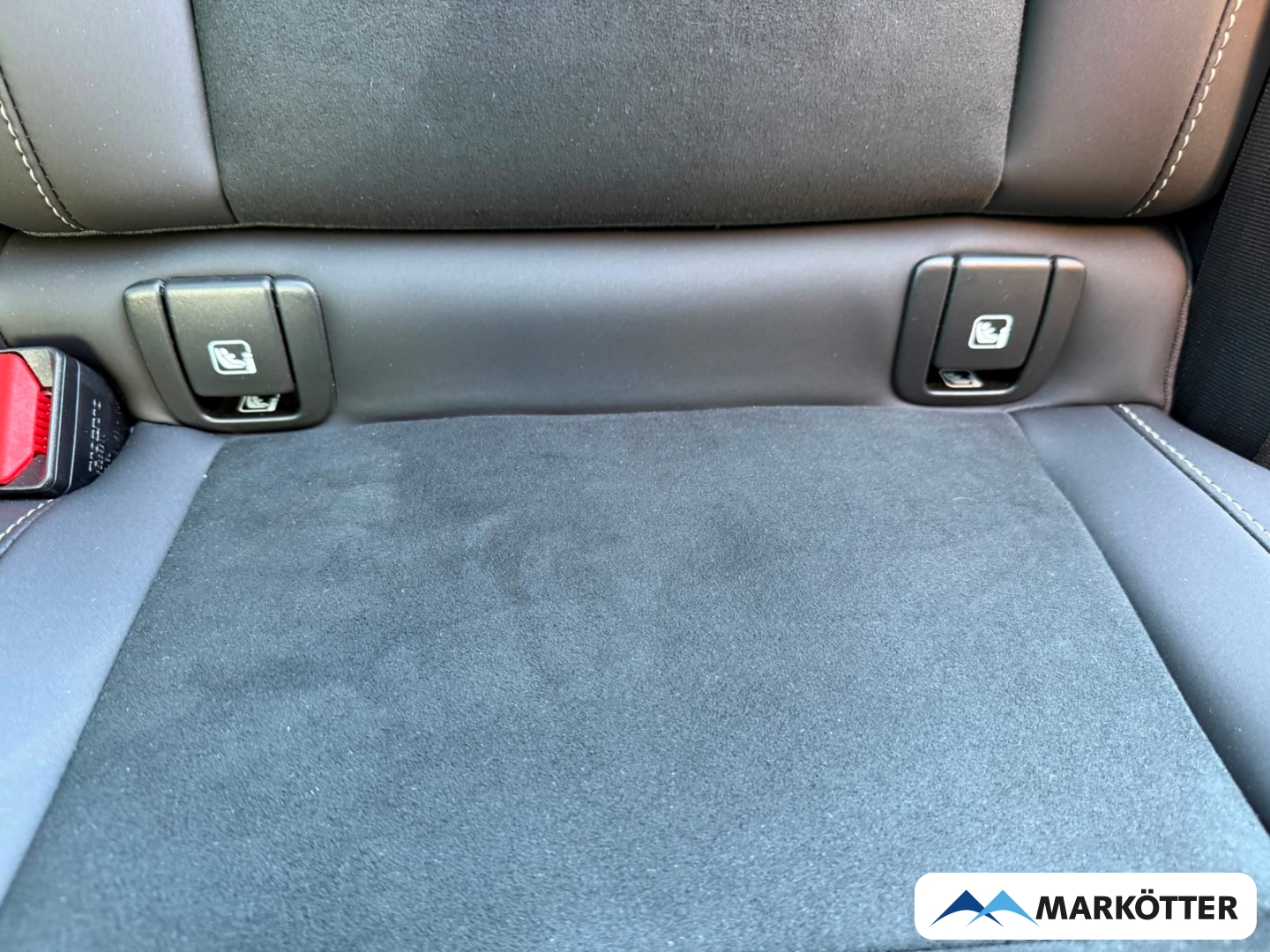 Fahrzeugabbildung Volvo XC40 B3 Ultra Black Edition AHK/ACC/BLIS/PANO