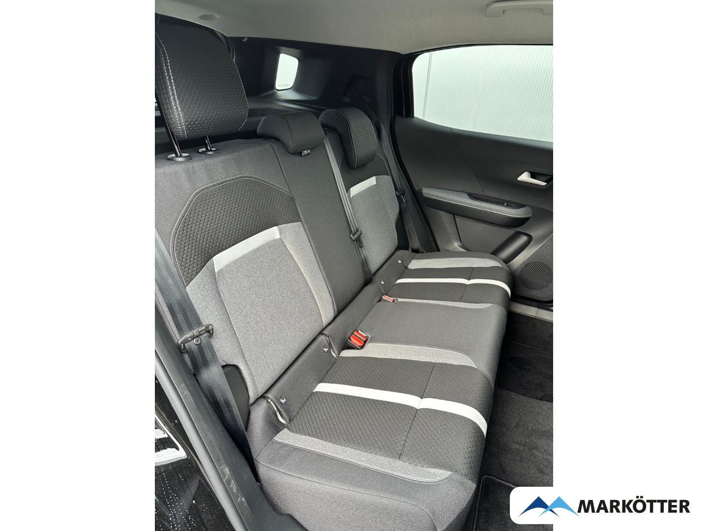 Fahrzeugabbildung Opel Frontera GS Mild-Hybrid +Automatik+Allwetterr.+17''+Tech-Paket