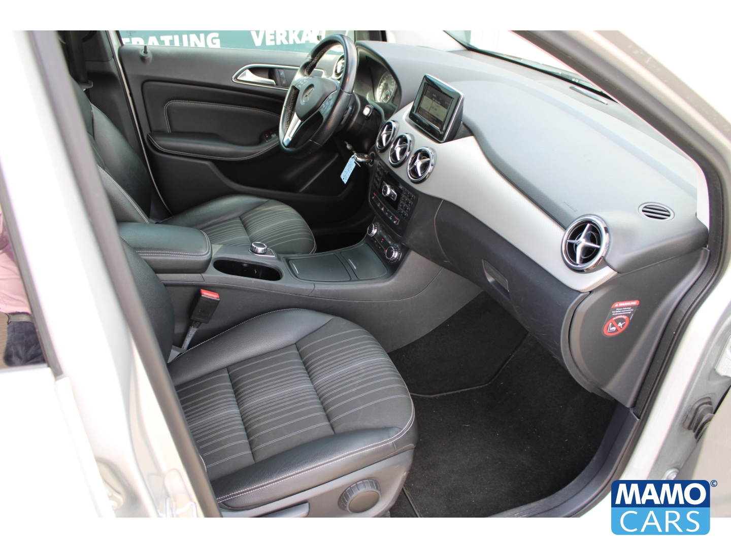 Fahrzeugabbildung Mercedes-Benz B 200 AHK/Allwetter/Rückfahrkamera/PDC/Sportpaket