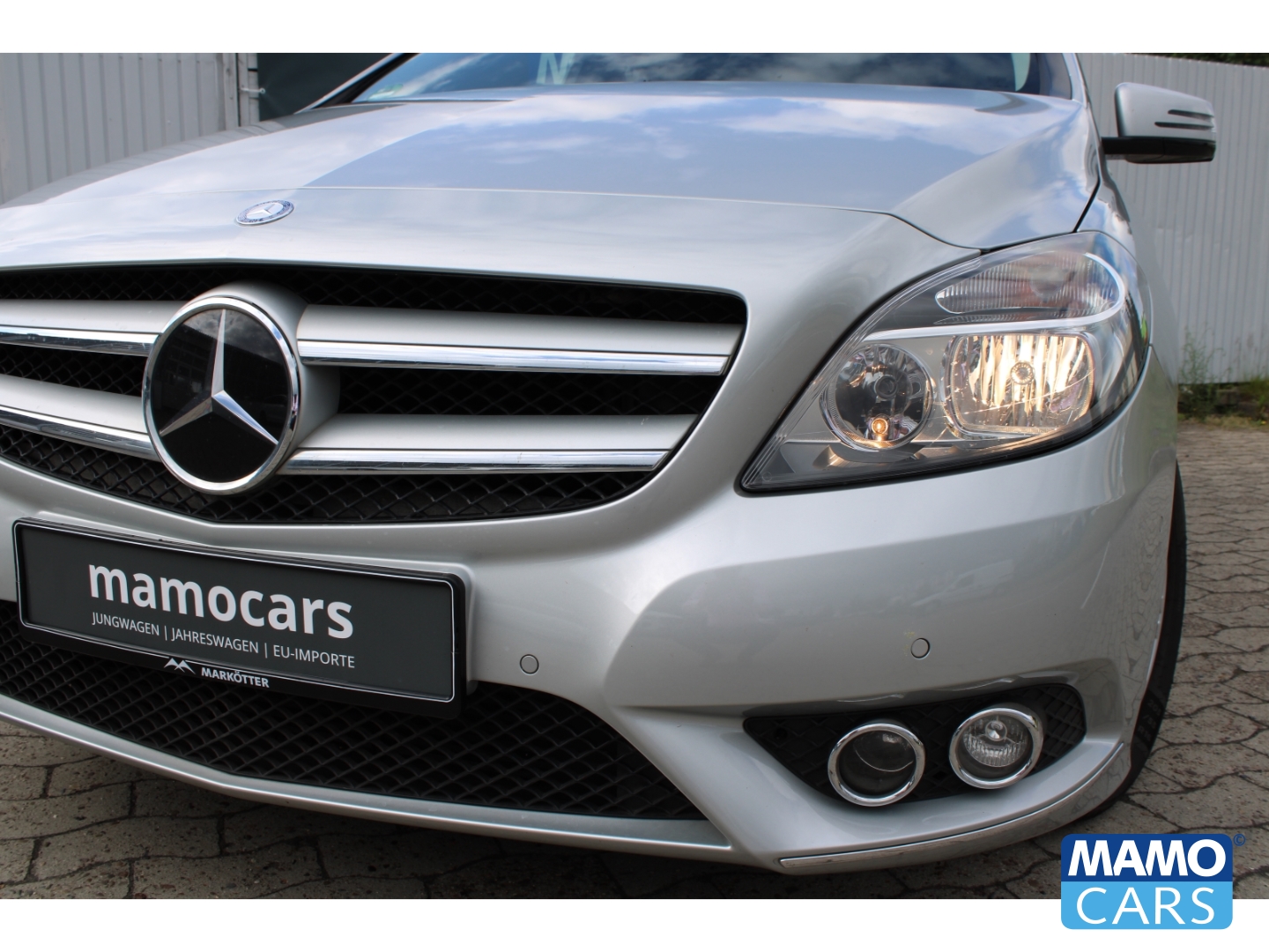Fahrzeugabbildung Mercedes-Benz B 200 AHK/Allwetter/Rückfahrkamera/PDC/Sportpaket