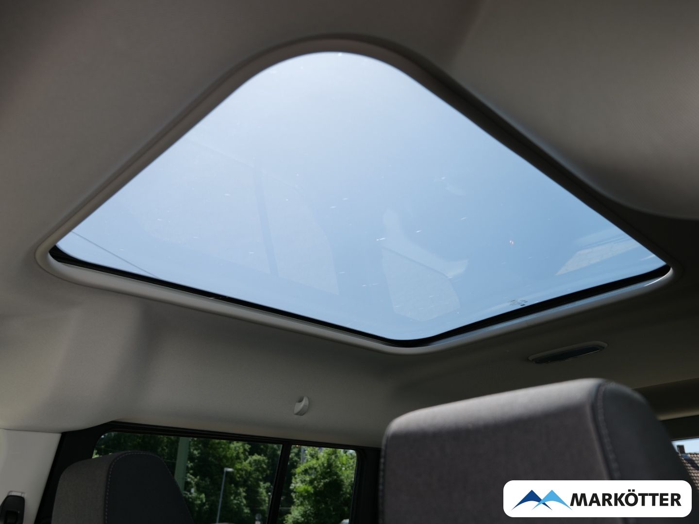 Fahrzeugabbildung Ford Tourneo Connect Grand Titanium /AHK/Kamera/