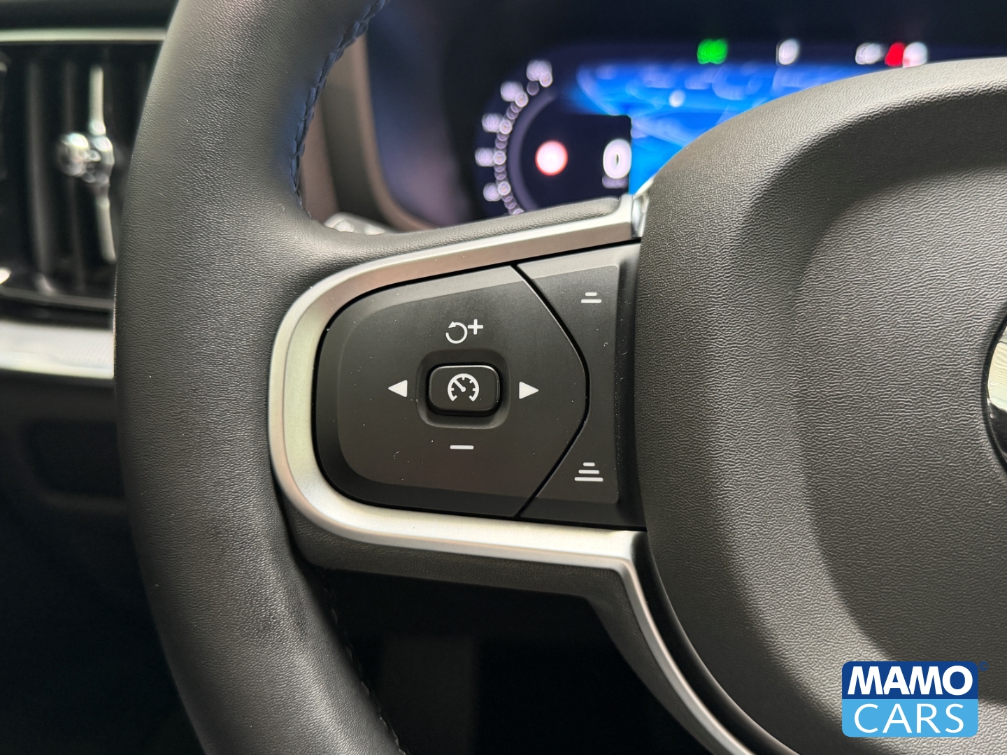 Fahrzeugabbildung Volvo V60 B4 Core ACC/BLIS/CAM/FSH/4xSHZ/APPLE