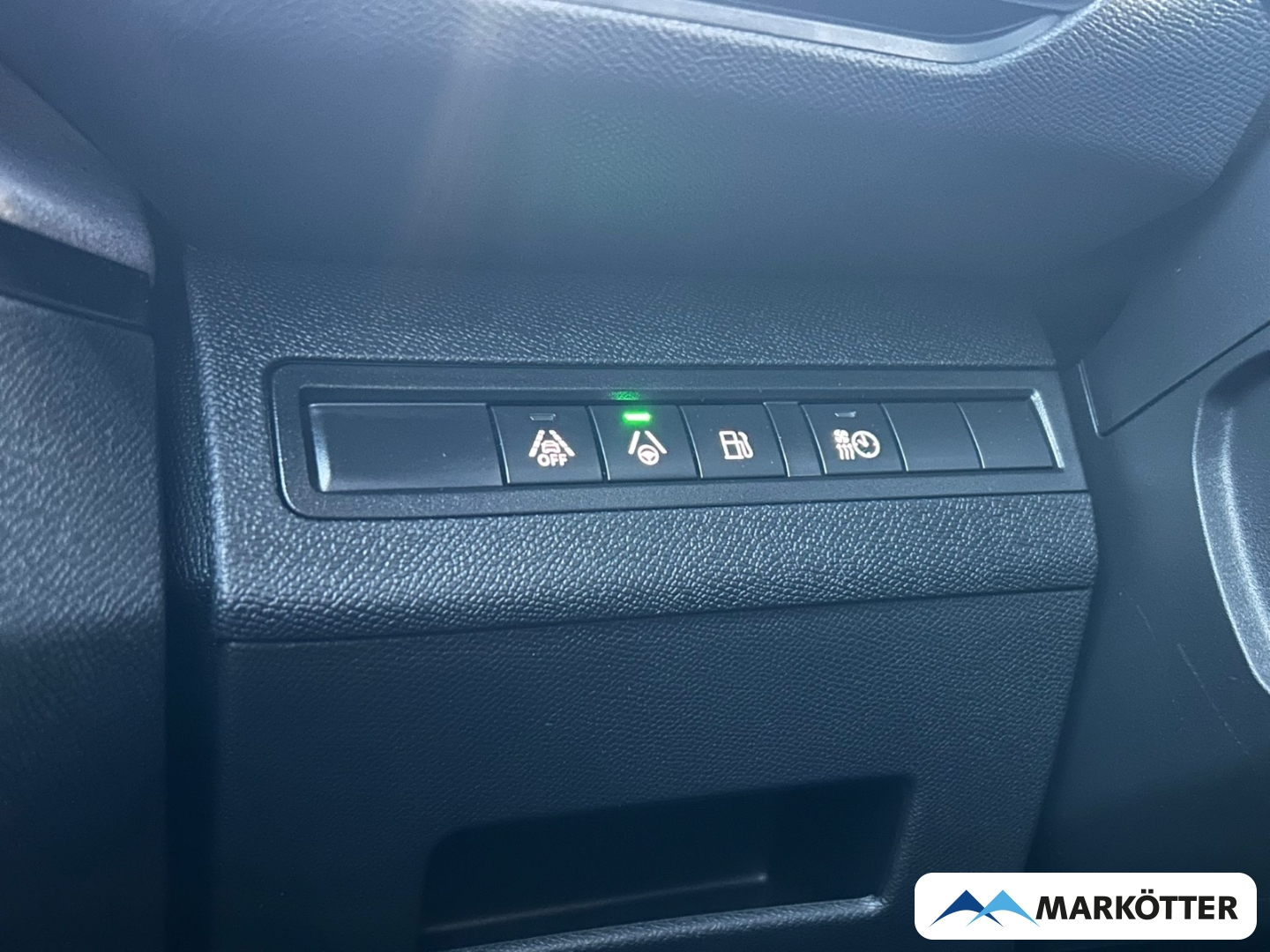 Fahrzeugabbildung Peugeot 3008 Hybrid 225 GT1.6 Plug-In ACC/BLIS/CAM/SHZ