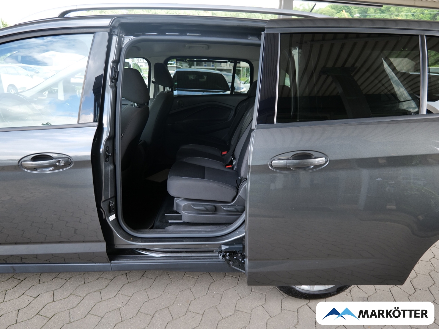 Fahrzeugabbildung Ford Grand C-Max 1.0 EcoBoost Cool & Connect /7-Sitzer/