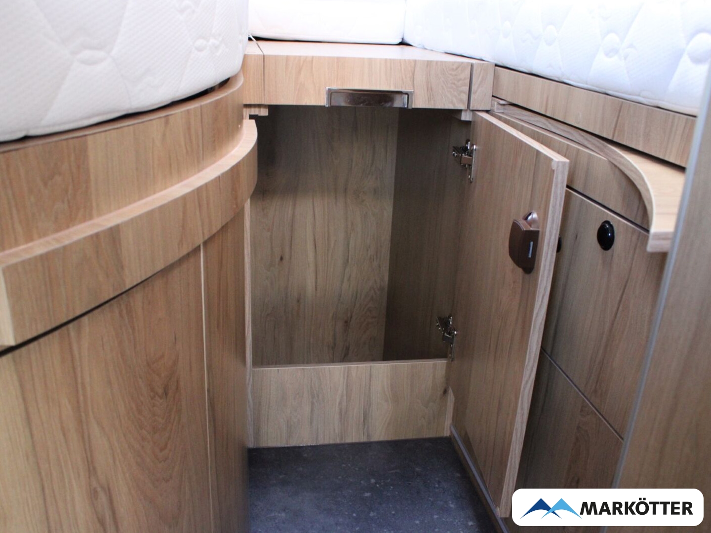 Fahrzeugabbildung Globe-Traveller Explorer 2Z *Automatik*Premium Ausstattung*