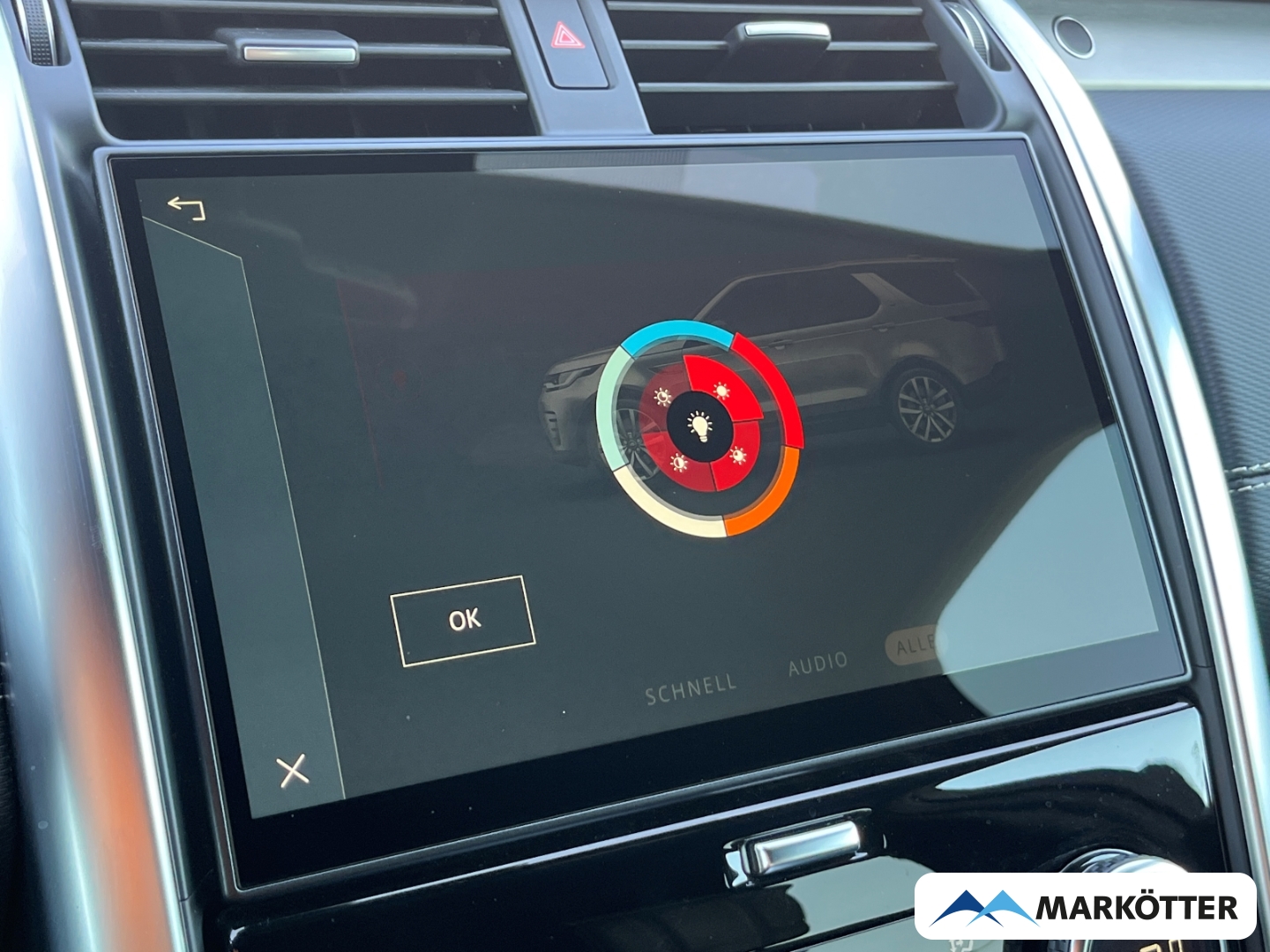 Fahrzeugabbildung Land Rover Discovery 5 D300 R-Dynamic HSE ACC/StandH/Pano