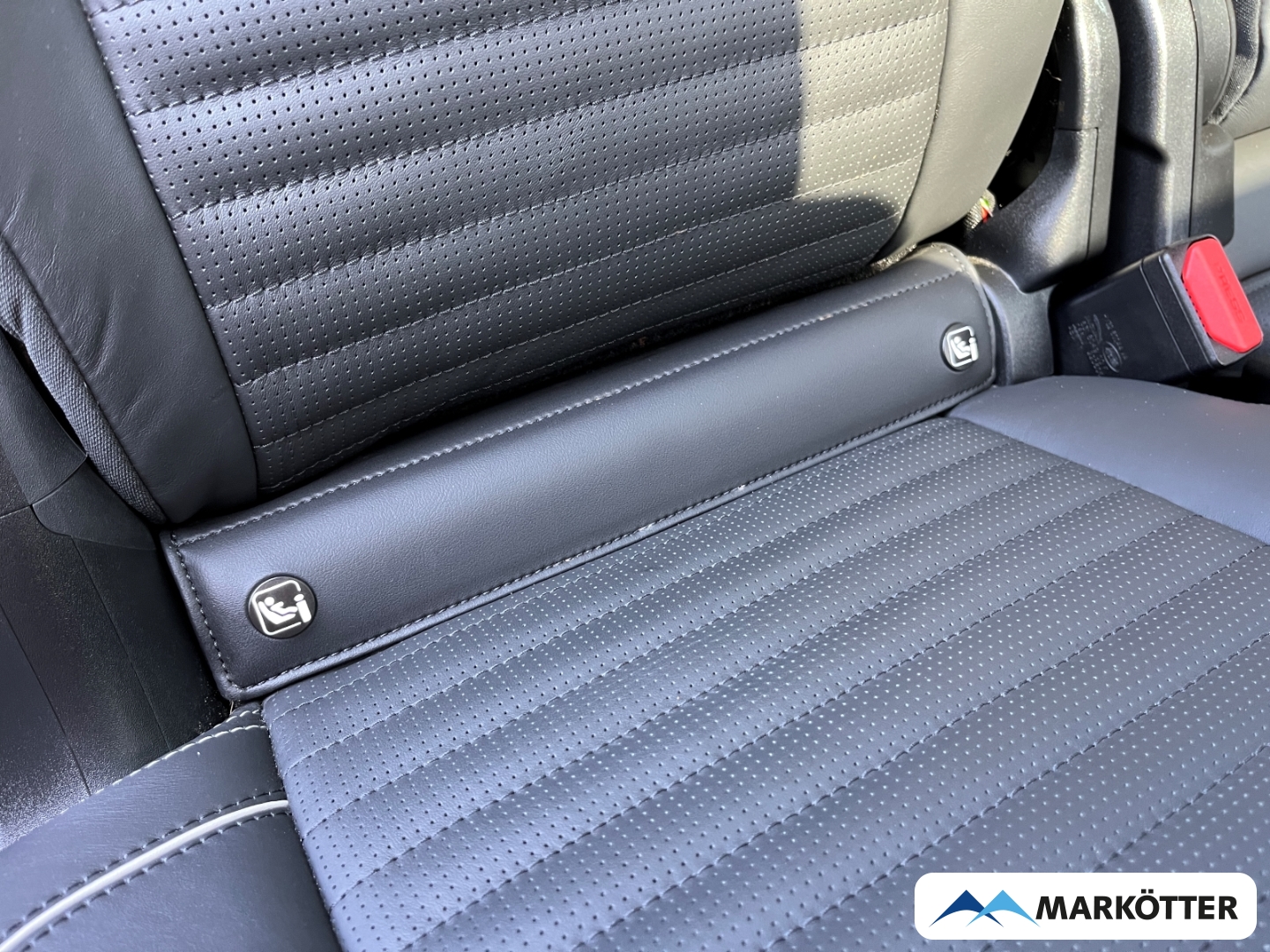 Fahrzeugabbildung Land Rover Discovery 5 D300 R-Dynamic HSE ACC/StandH/Pano