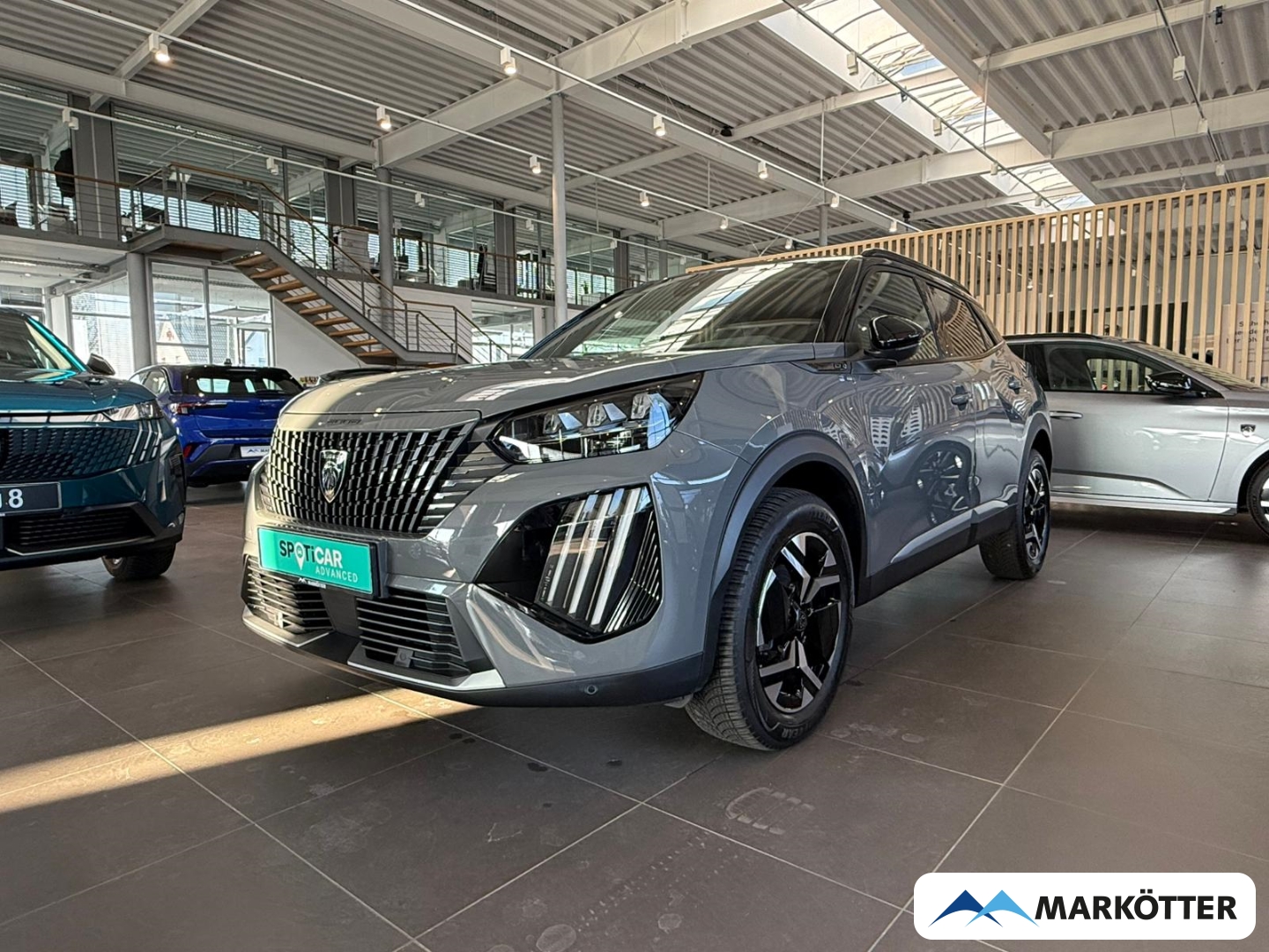 Peugeot 2008 GT SHZ/360CAM/NAVI/PDC/TEMP/CARPY/LED