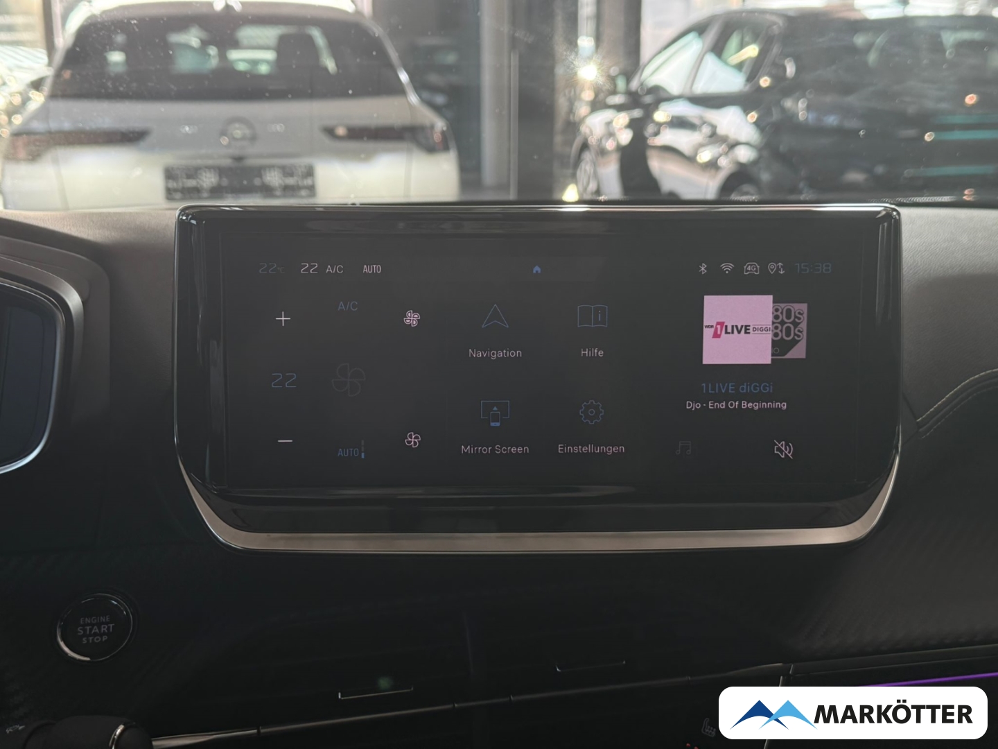 Fahrzeugabbildung Peugeot 2008 GT SHZ/360CAM/NAVI/PDC/TEMP/CARPY/LED