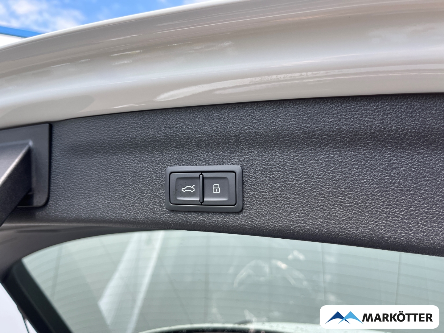 Fahrzeugabbildung Audi A6 Avant 45 TDI quattro sport S-Line+/StandH