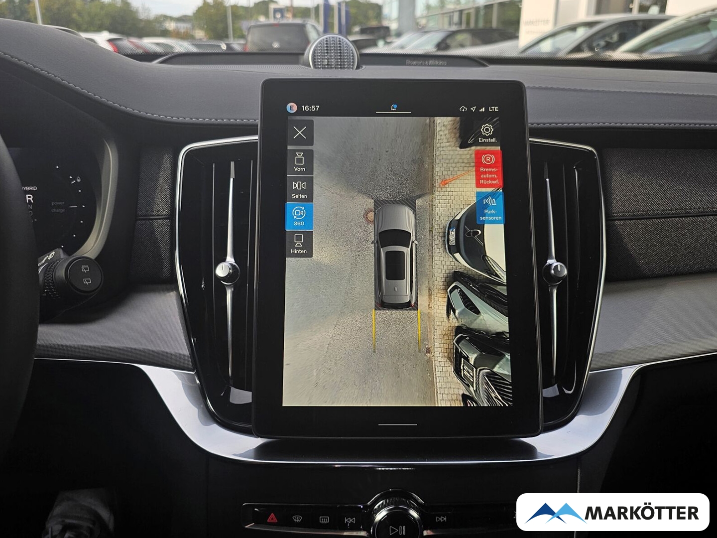 Fahrzeugabbildung Volvo XC90 Ultra Black Edition Recharge Plug-In Hybrid AWD 7-Sitzer