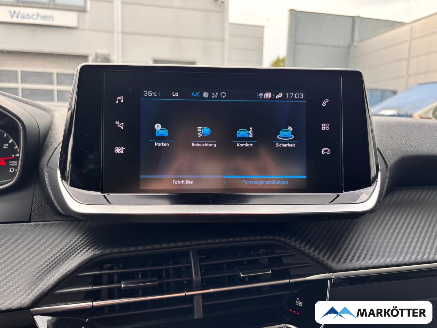 Fahrzeugabbildung Peugeot 2008 Allure 1.2 PureTech 130 CAM/SHZ/GRIP/TEMP