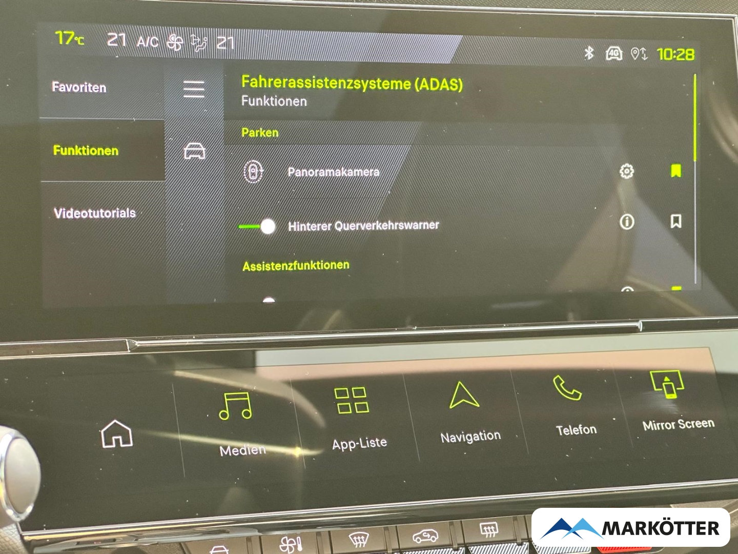 Fahrzeugabbildung Peugeot 308 SW MHEV 145 GT 360°/ACC/Massage/Memory