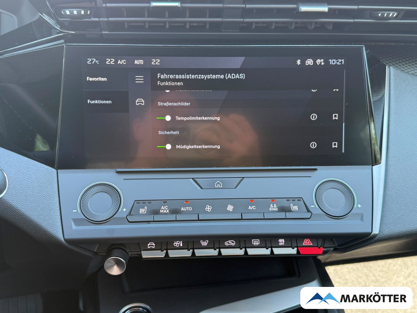 Fahrzeugabbildung Peugeot 308 SW Active AHK/LED/SHZ/CARPLY/NAVI/DAB