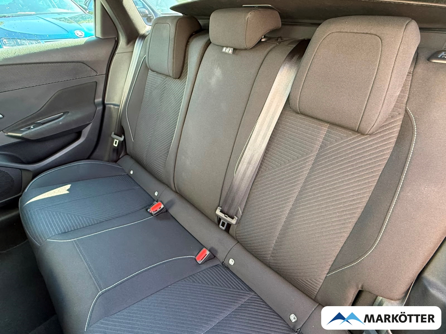 Fahrzeugabbildung Peugeot 308 SW Active AHK/LED/SHZ/CARPLY/NAVI/DAB