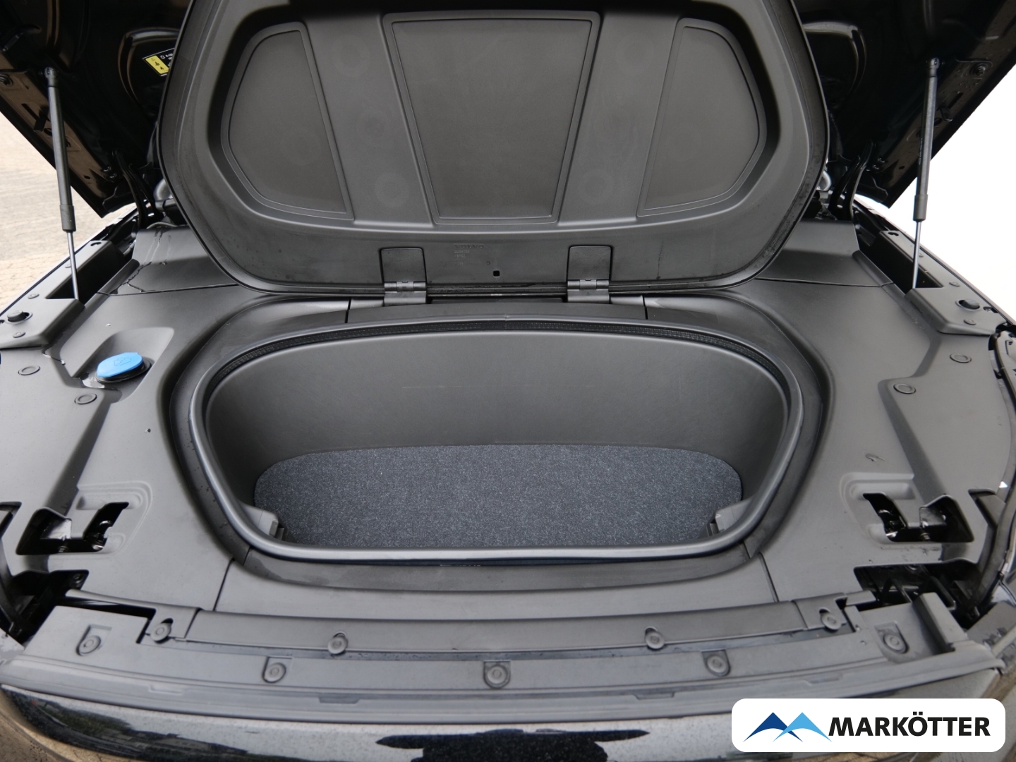 Fahrzeugabbildung Volvo XC40 Recharge Single Motor STHZ/CAM/Wärmepumpe