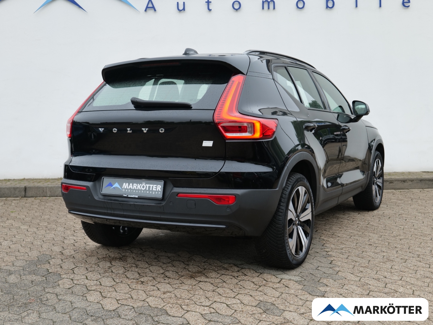 Fahrzeugabbildung Volvo XC40 Recharge Single Motor STHZ/CAM/Wärmepumpe