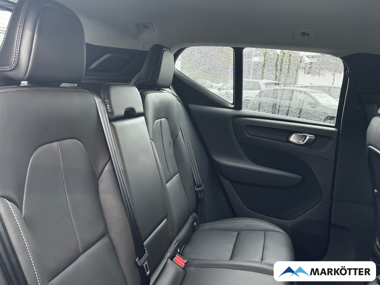 Fahrzeugabbildung Volvo XC40 T3 Momentum Pro CAM/SHZ/LKHZ/TEMP/CRPLY