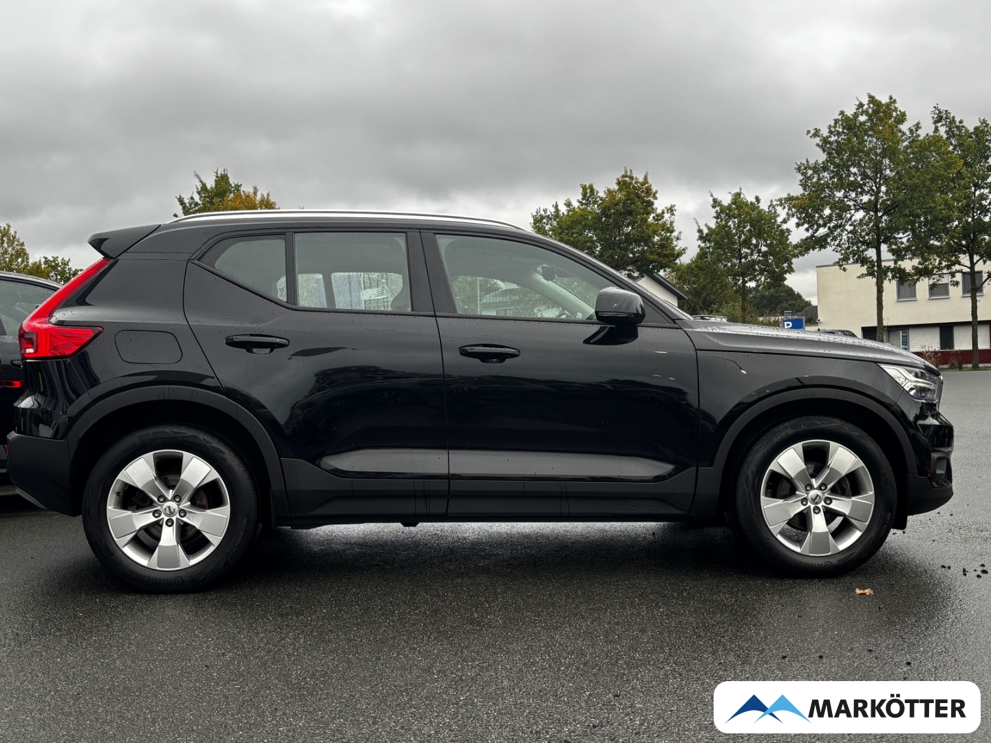 Fahrzeugabbildung Volvo XC40 T3 Momentum Pro CAM/SHZ/LKHZ/TEMP/CRPLY