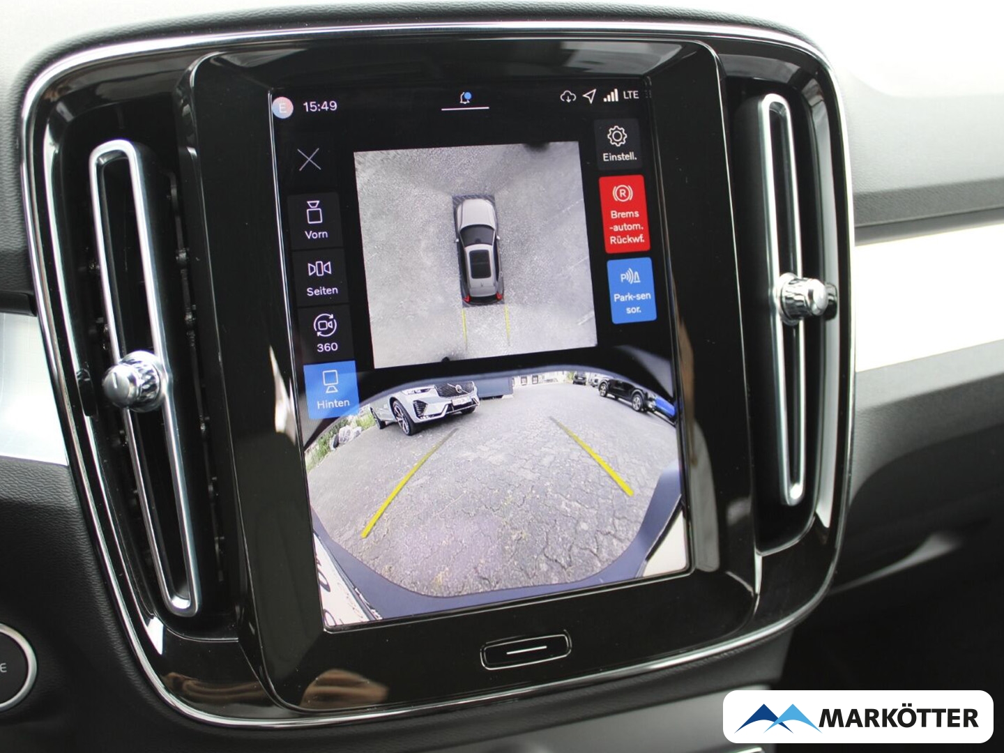 Fahrzeugabbildung Volvo XC40 B4 Plus Dark Pixel-LED/360/H&K/LHZ/FSHZ/19''