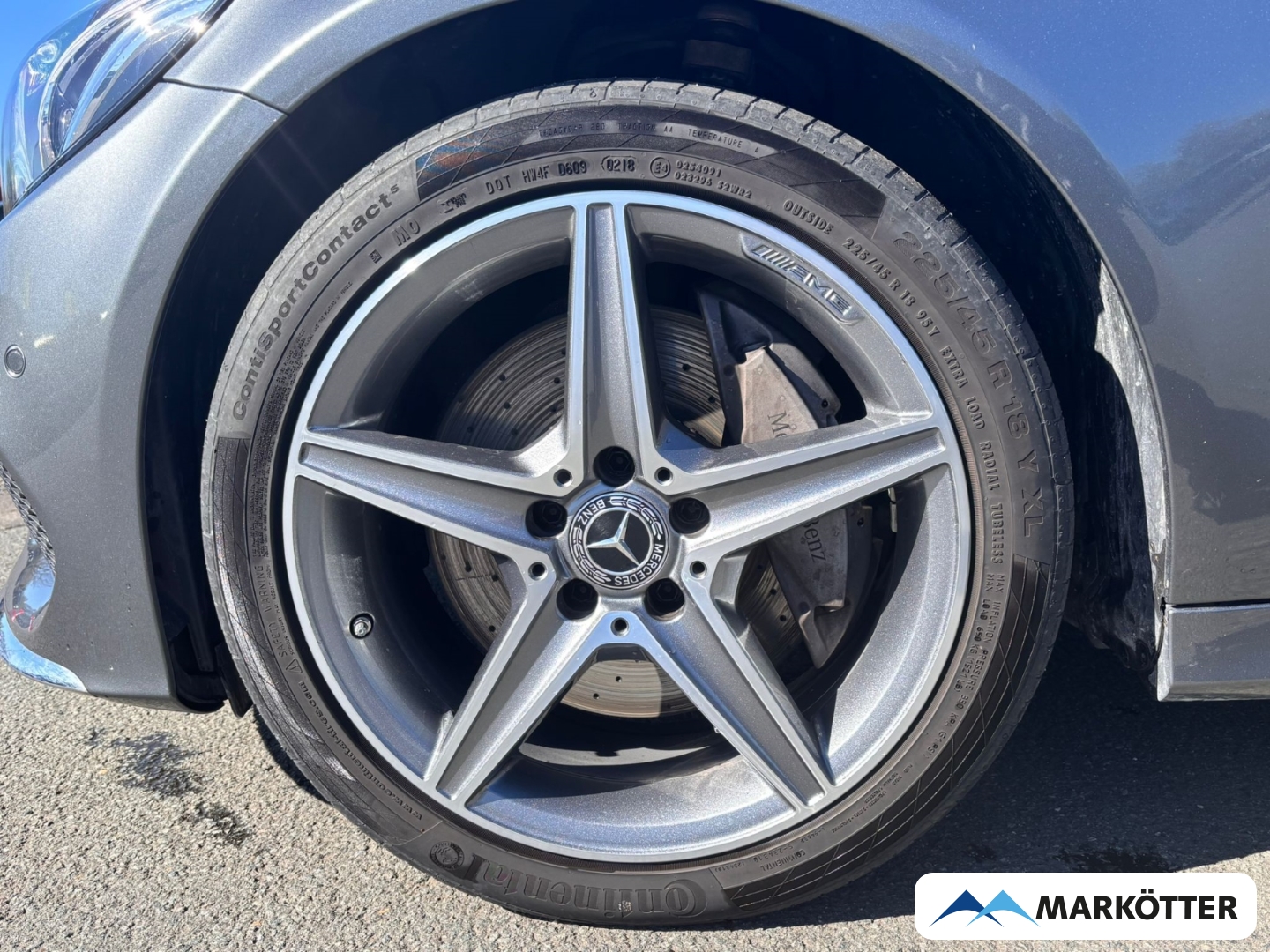 Fahrzeugabbildung Mercedes-Benz C 300 T AMG Line ACC/AHK/BLIS/NAVI/PANO/SHZ