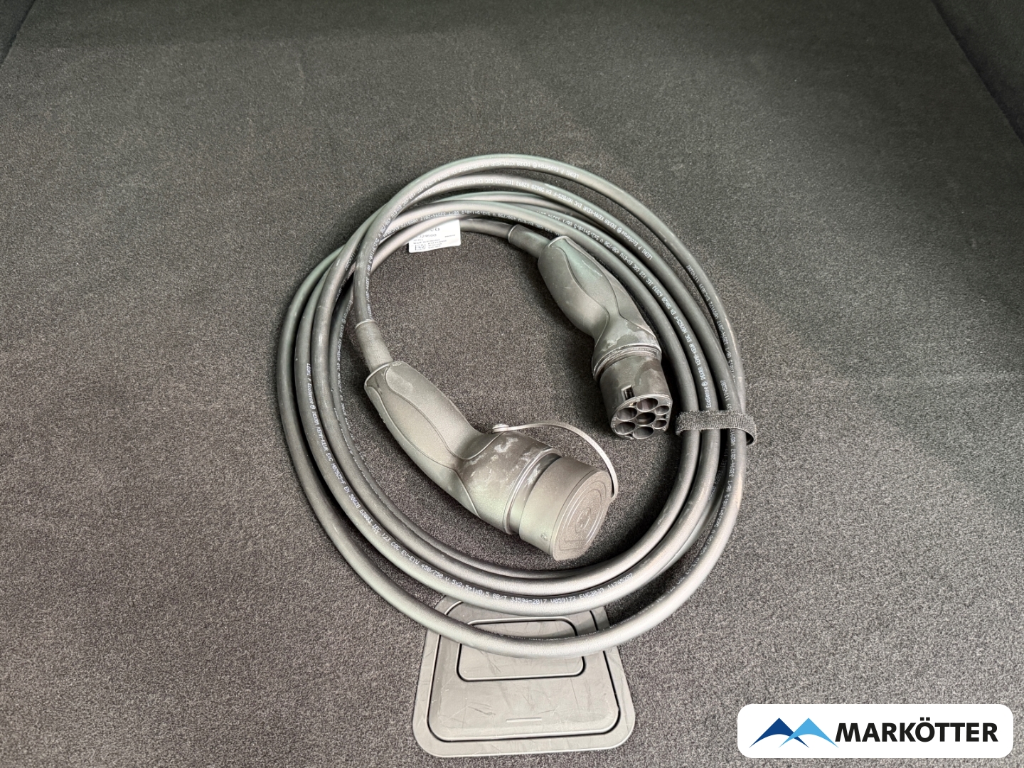 Fahrzeugabbildung Volvo XC60 T6 AWD Recharge Plus Black Edition HUD/360CAM/PANO