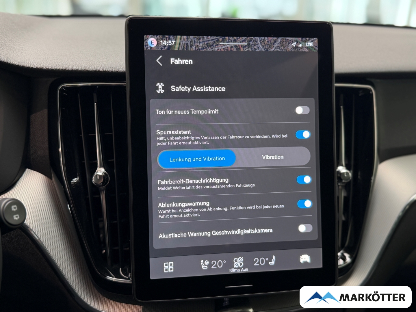 Fahrzeugabbildung Volvo XC60 T6 AWD Recharge Plus Black Edition HUD/360CAM/PANO