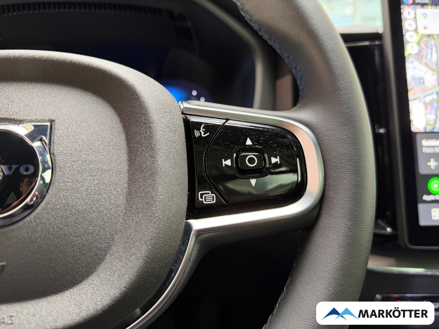 Fahrzeugabbildung Volvo XC60 T6 AWD Recharge Plus Black Edition HUD/360CAM/PANO