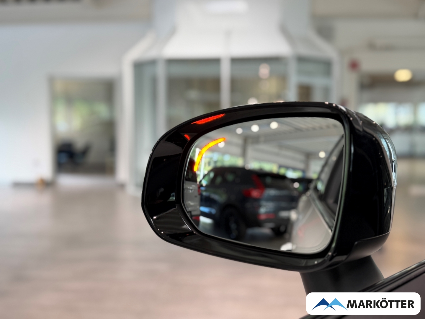 Fahrzeugabbildung Volvo XC60 T6 AWD Recharge Plus Black Edition HUD/360CAM/PANO