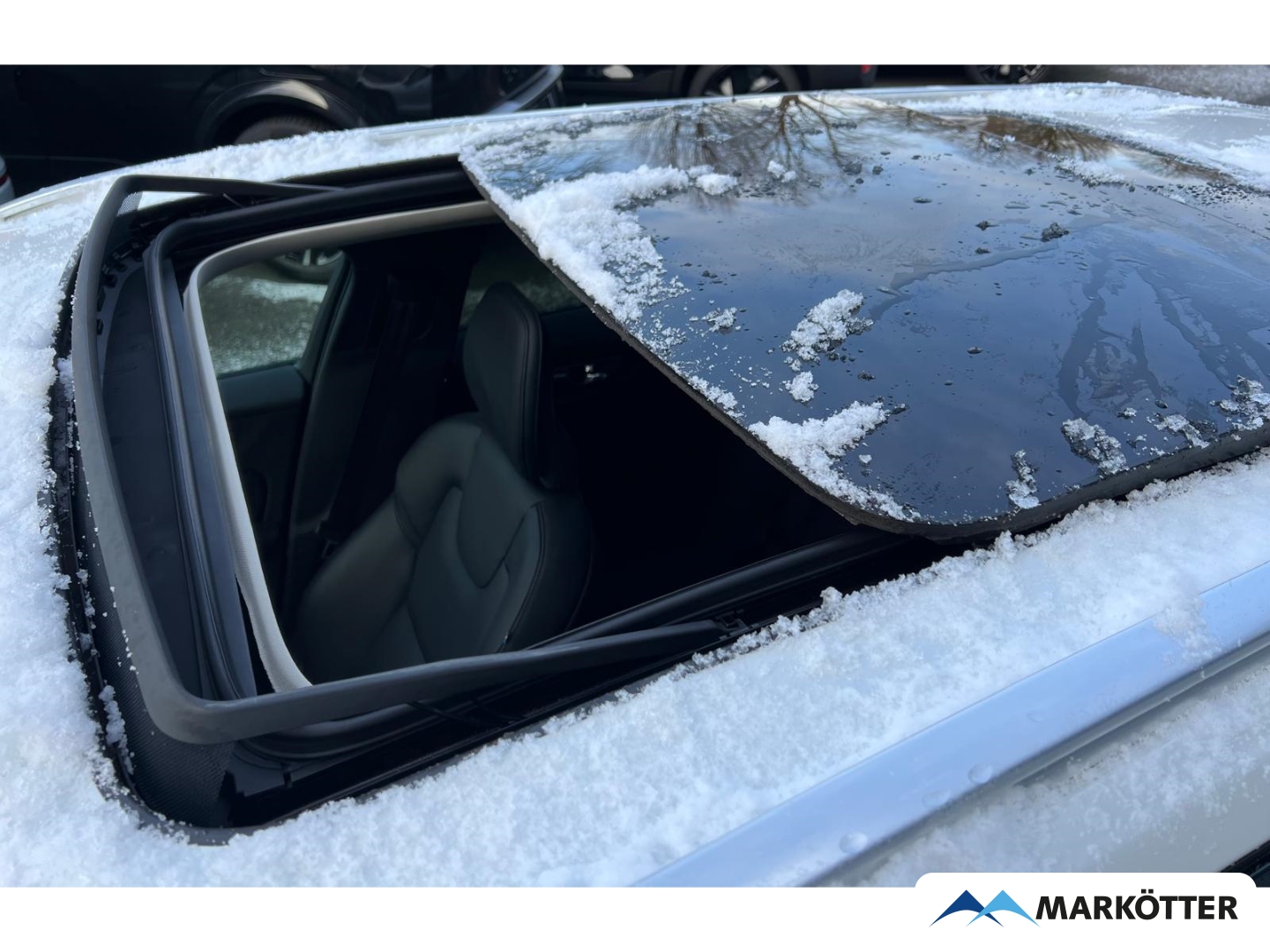 Fahrzeugabbildung Volvo V60 Cross Country Plus AWD/AHK/ACC/BLIS/PANO/SH