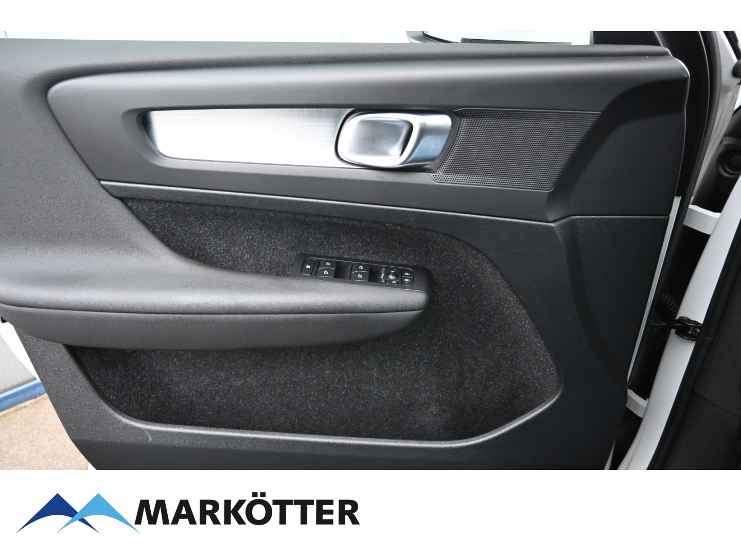 Fahrzeugabbildung Volvo XC40 T5 Recharge Inscription Expr/BLIS/Standheiz