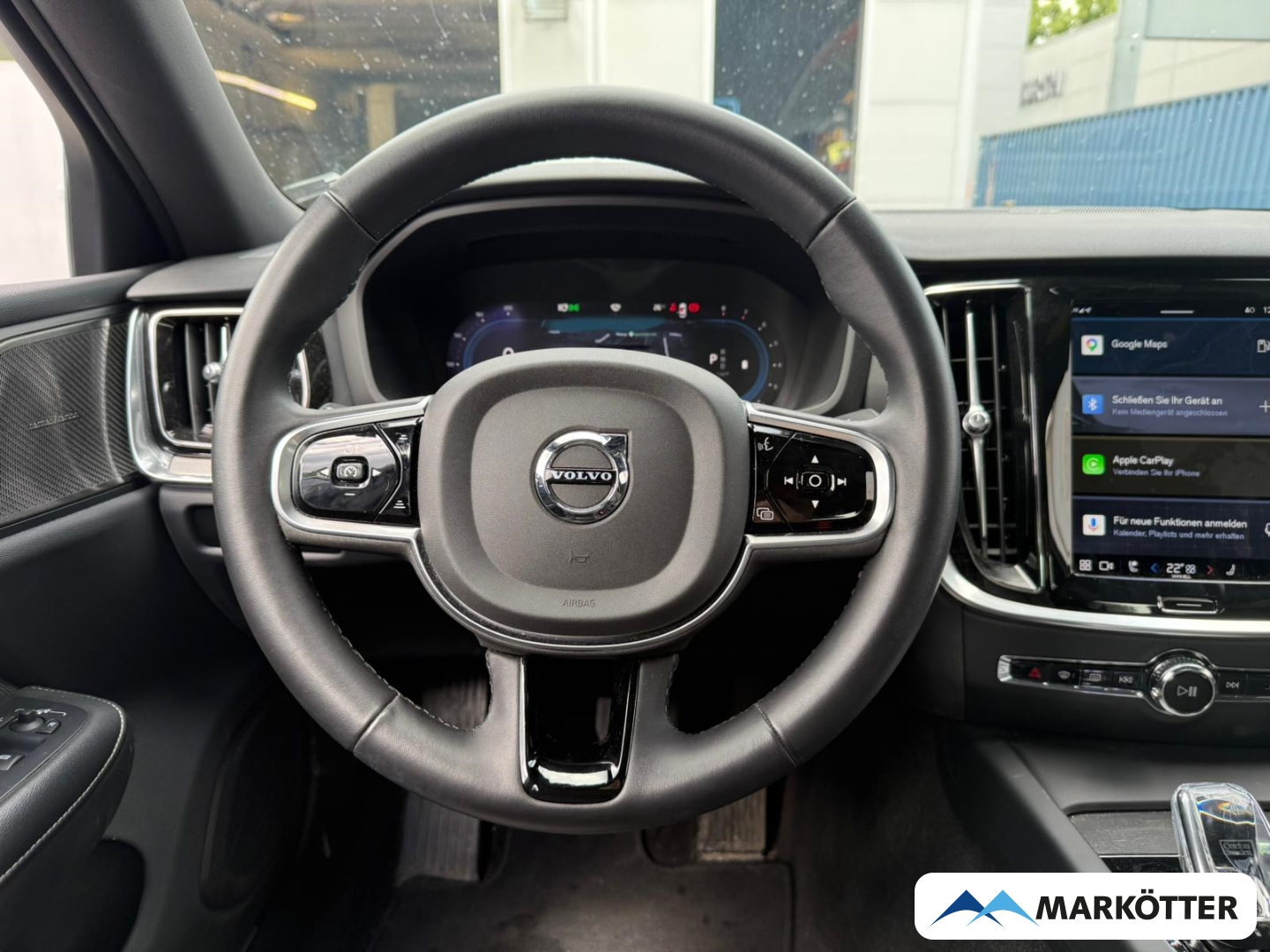 Fahrzeugabbildung Volvo S60 B4 Plus Dark ACC/360°/STHZ/LHZ/H&K/PANO