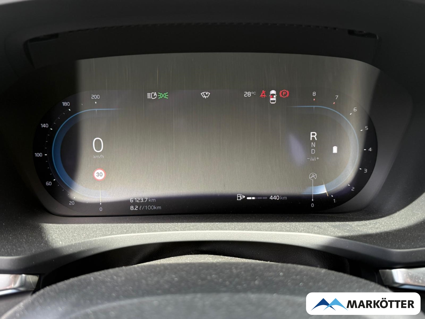 Fahrzeugabbildung Volvo S60 B4 Plus Dark ACC/360°/STHZ/LHZ/H&K/PANO