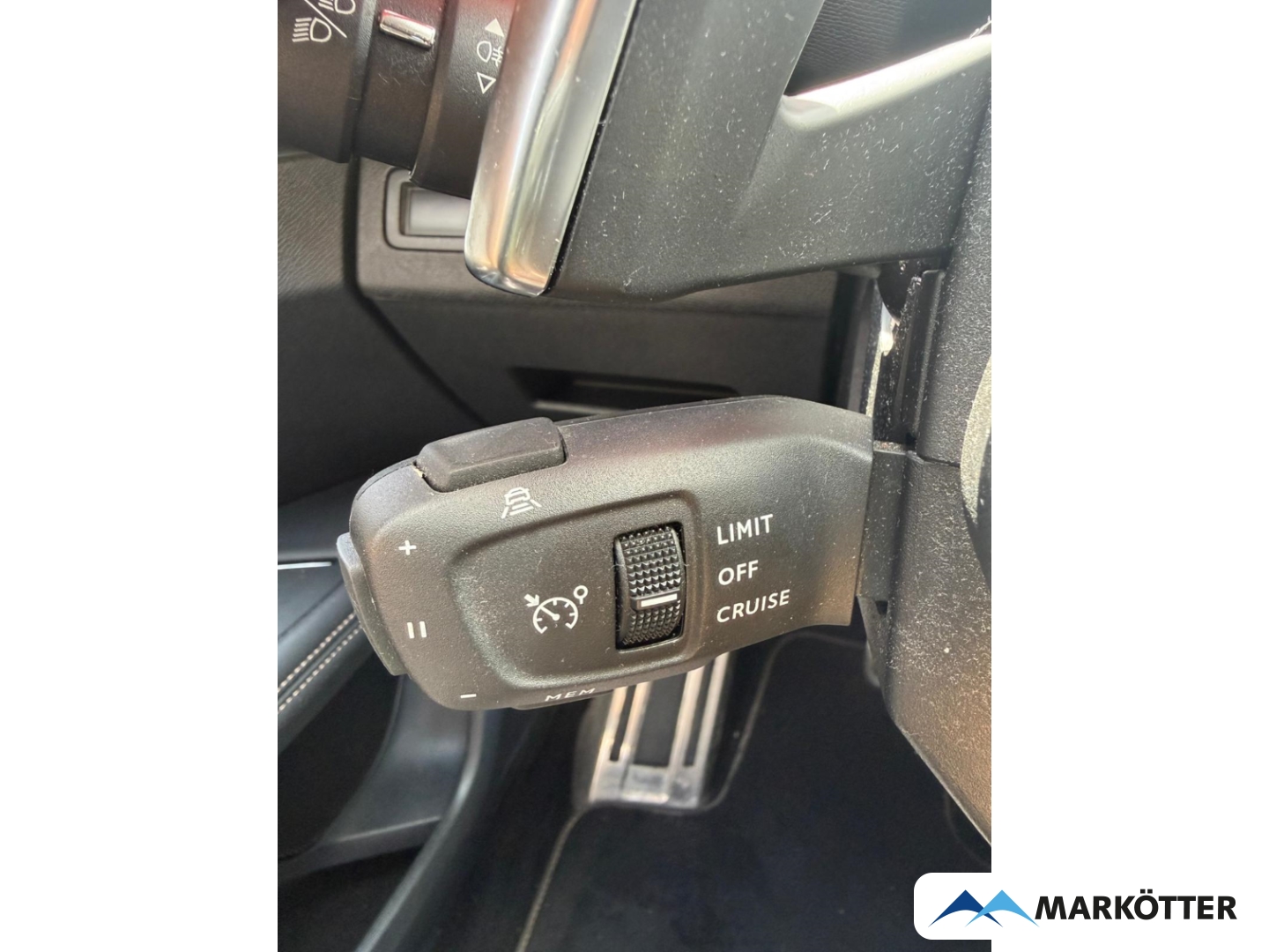 Fahrzeugabbildung Peugeot 3008 GT ACC/BLIS/360CAM/DAB/NAVI/PANO/SHZ/