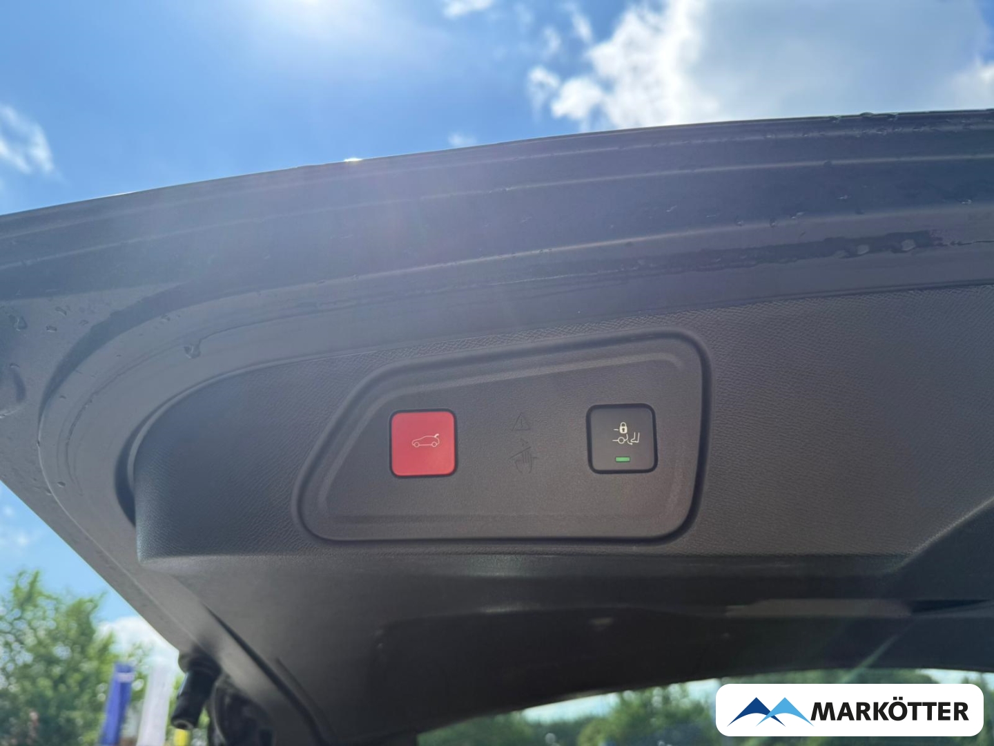 Fahrzeugabbildung Peugeot 3008 GT ACC/BLIS/360CAM/DAB/NAVI/PANO/SHZ/
