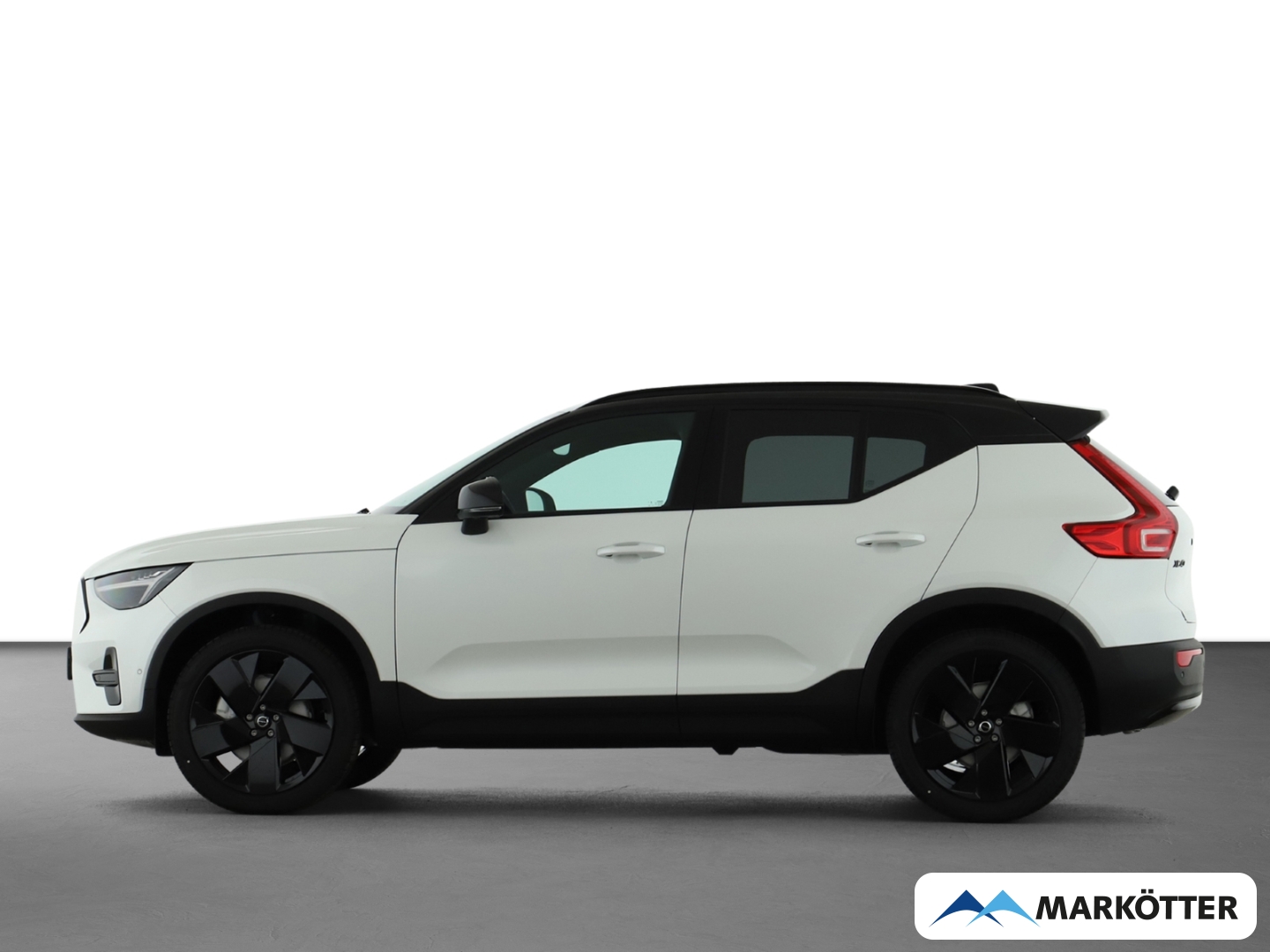 Fahrzeugabbildung Volvo XC40 B3 Plus Black Edition/Keyless/H&K/SHZ+LHZ