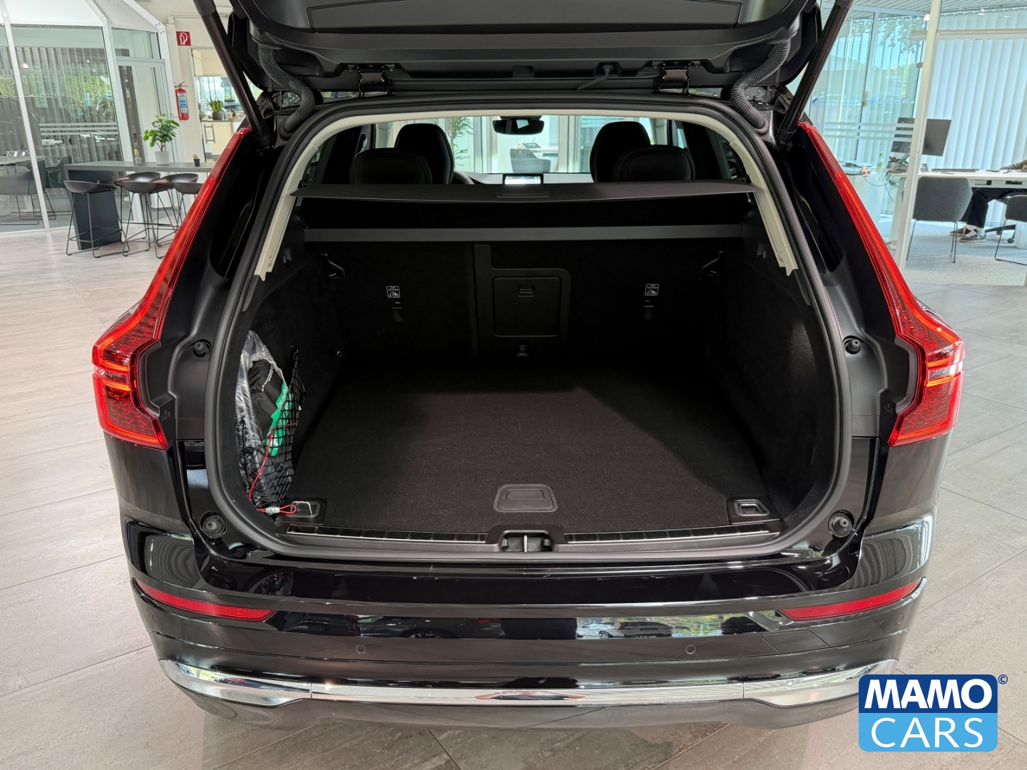 Fahrzeugabbildung Volvo XC60 T8 Plus Bright AWD ACC/BLIS/FSH/CAM
