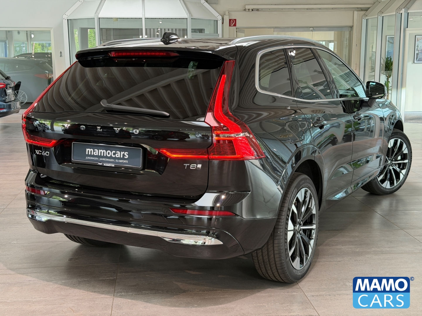 Fahrzeugabbildung Volvo XC60 T8 Plus Bright AWD ACC/BLIS/FSH/CAM