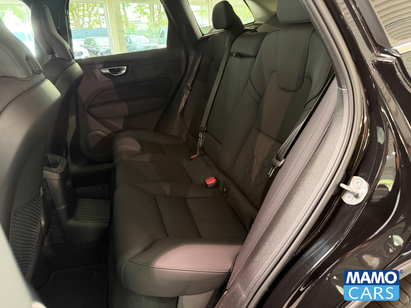 Fahrzeugabbildung Volvo XC60 T8 Plus Bright AWD ACC/BLIS/FSH/CAM