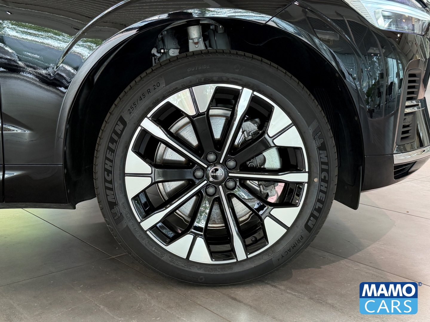 Fahrzeugabbildung Volvo XC60 T8 Plus Bright AWD ACC/BLIS/FSH/CAM