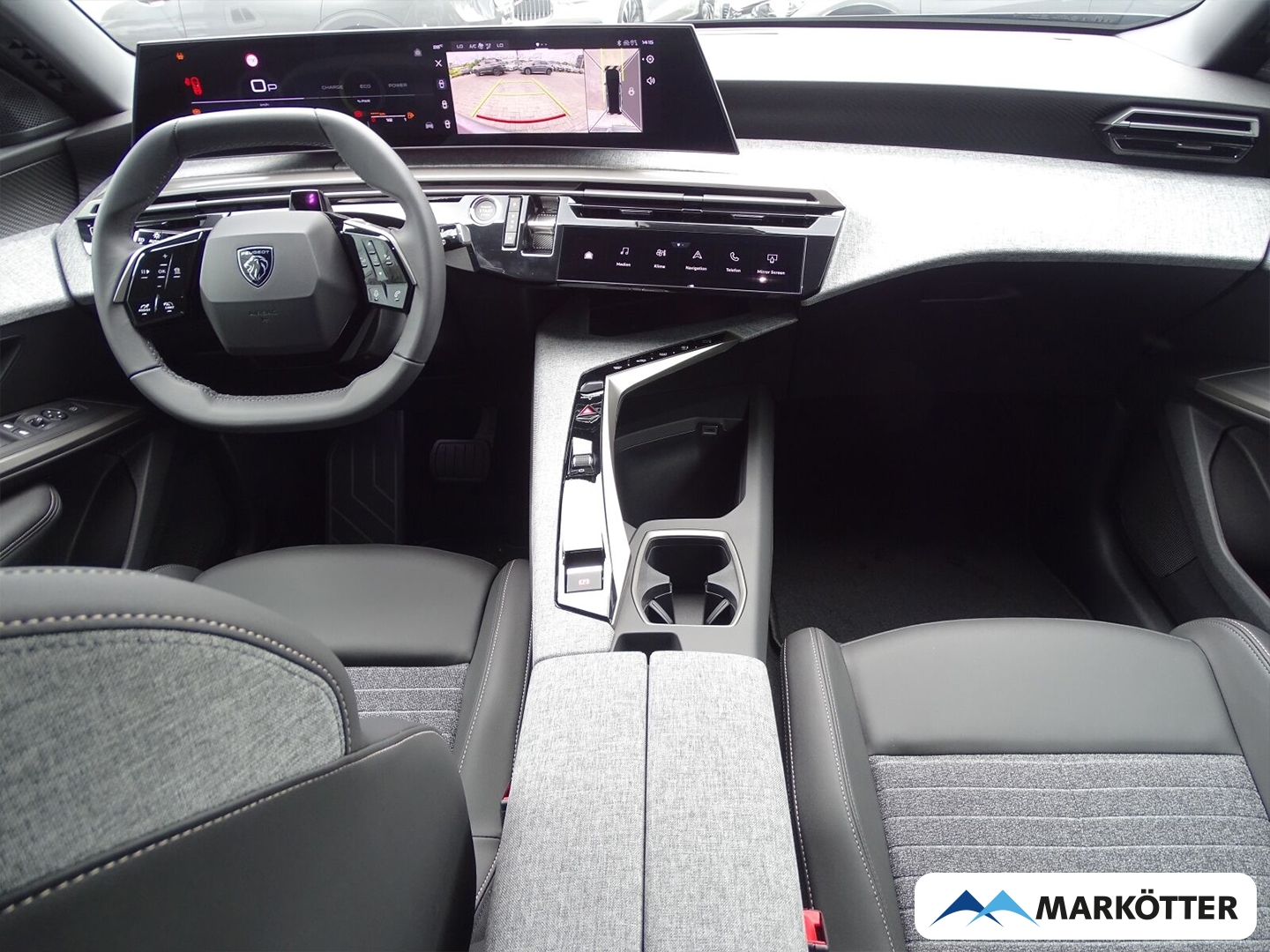 Fahrzeugabbildung Peugeot 5008 Hybrid 145 Allure Business Hybrid Anhängerkupplung+Allwetterreifen