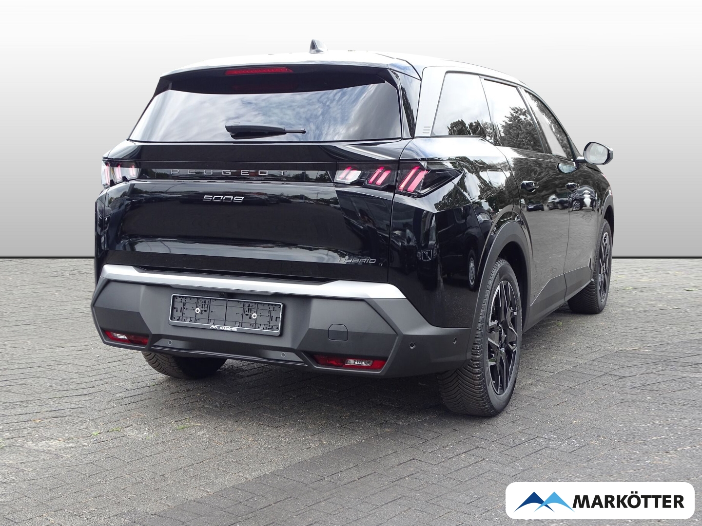 Fahrzeugabbildung Peugeot 5008 Hybrid 145 Allure Business Hybrid Anhängerkupplung+Allwetterreifen